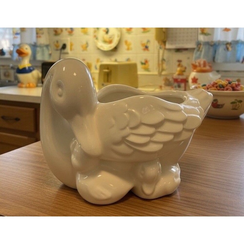 Vintage Avon 1984 White Swan Duck Planter Ceramic Bird Figurine Cottage Decor
